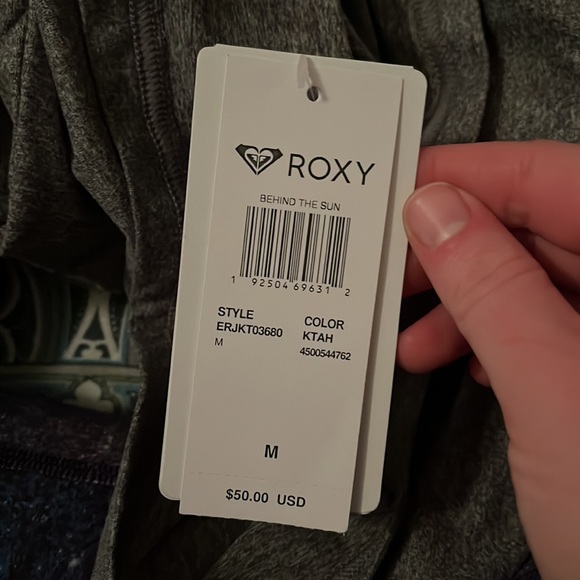 Roxy Behind The Sun Long Sleeve Hooded Cropped Sports Top - Picture 4 of 5